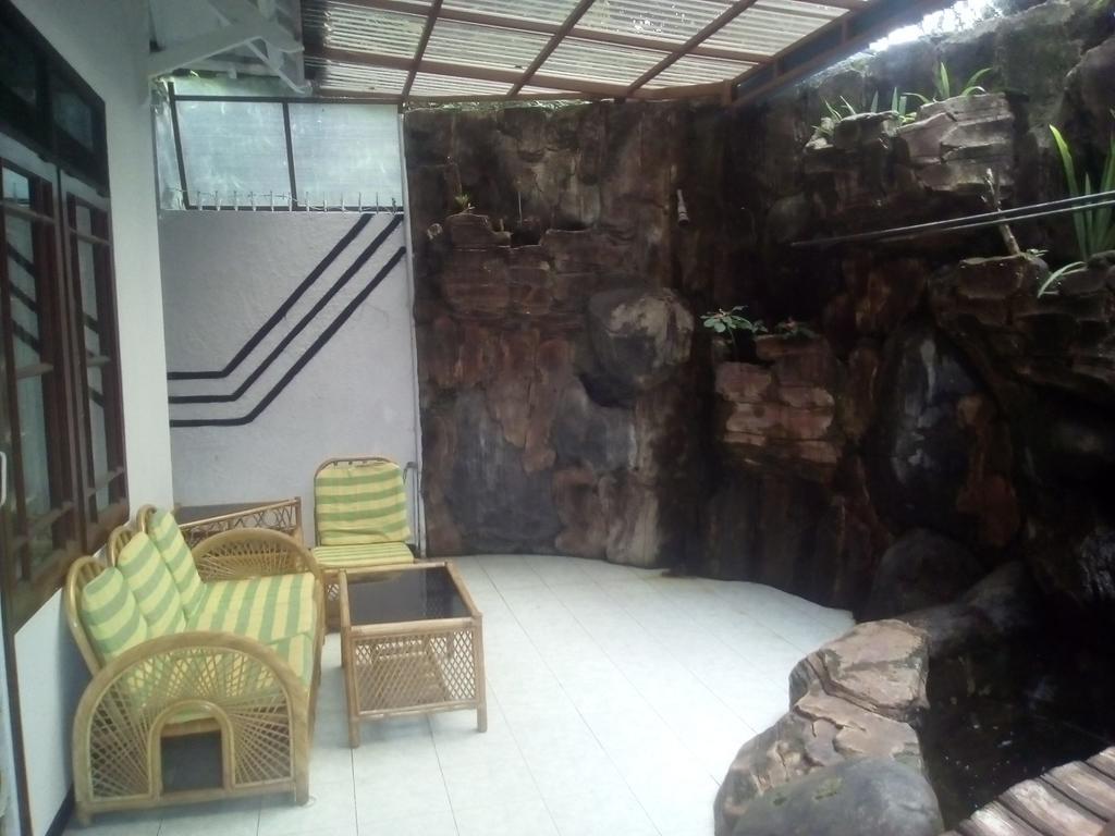 Simply Homy Guest House Pasteur Bandung Exterior foto